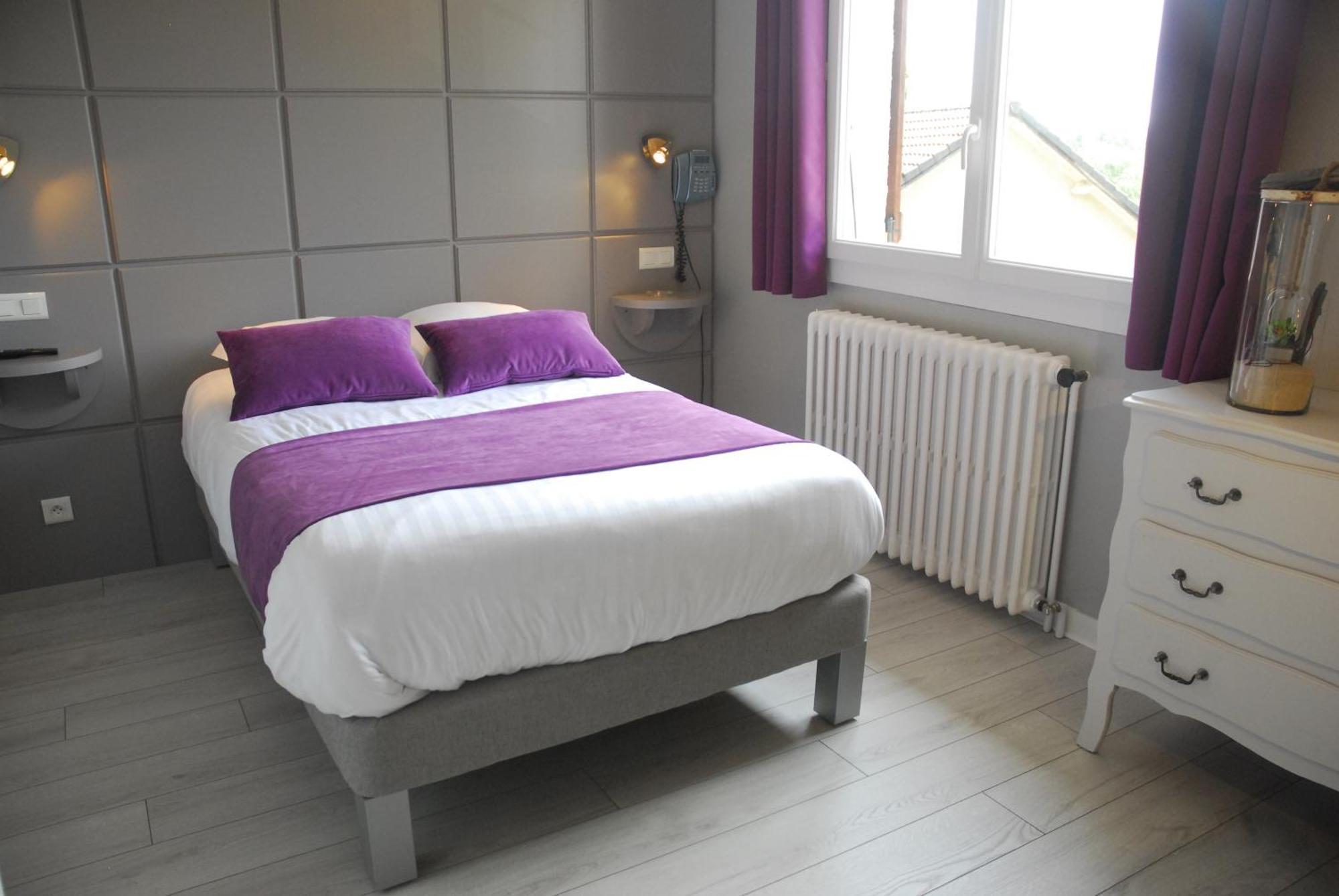 לה שמבון-סור-ליניון Logis Hotel Le Relais Du Bois Vialotte מראה חיצוני תמונה