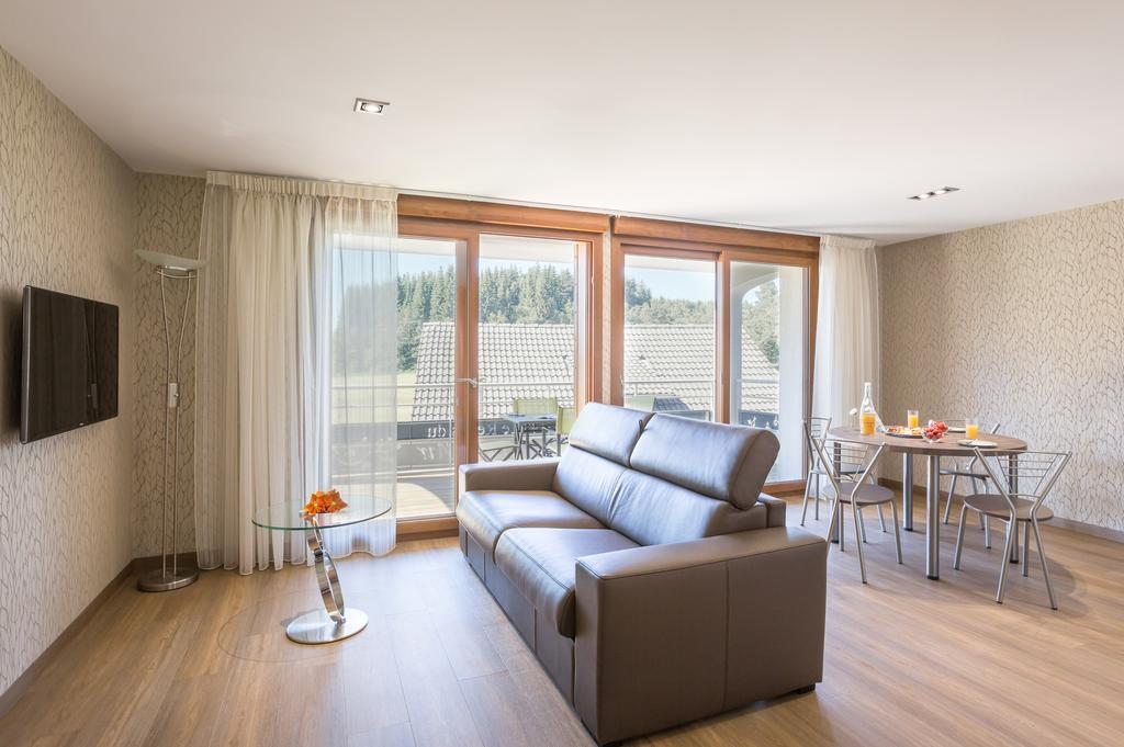 לה שמבון-סור-ליניון Logis Hotel Le Relais Du Bois Vialotte מראה חיצוני תמונה